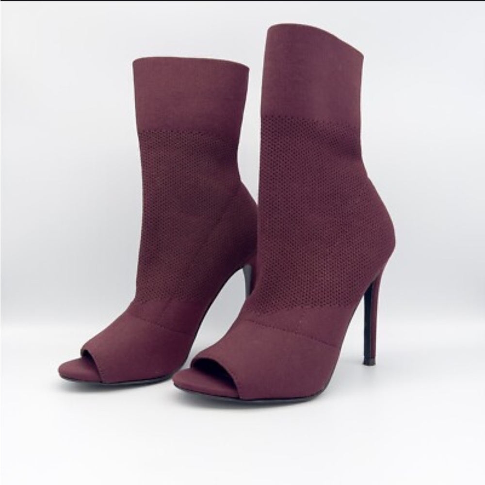 Steve Madden Maroon Peep Toe Sock Ankle Boots